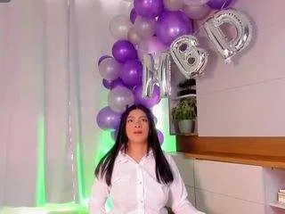 emilie-james from CamSoda is Freechat