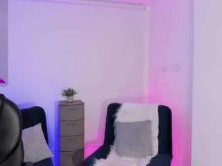 emilly-smith-1 from CamSoda is Freechat
