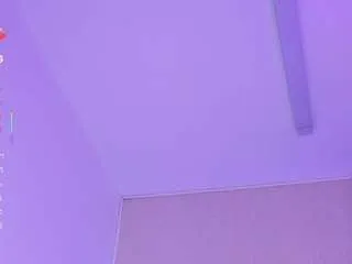 Emilyy01 from CamSoda