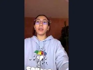 emmarousse69 from CamSoda is Freechat