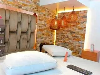 eriss-novikov from CamSoda is Freechat