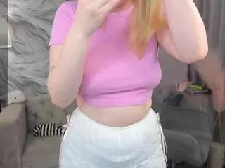 essie-fanning from CamSoda