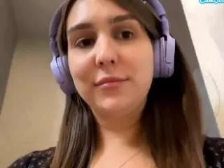 Feliciachronis from CamSoda