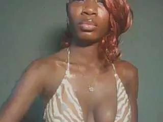 happylover20 from CamSoda