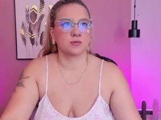 hollie-jolie from CamSoda is Freechat