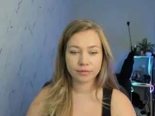 holly95love from CamSoda is Freechat