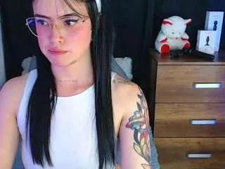 isa-maiden from CamSoda is Freechat