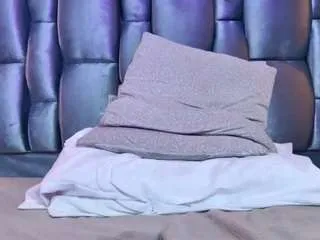 janette-jones from CamSoda is Freechat