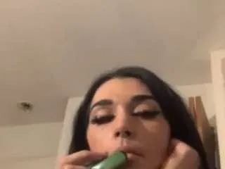 jessiebayyyy from CamSoda is Freechat