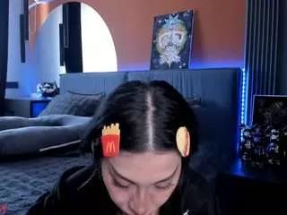 jinnygold from CamSoda