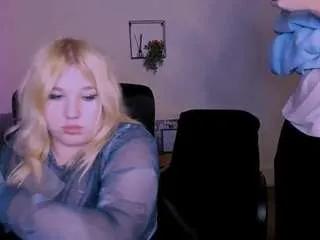 juli-kisss from CamSoda is Freechat