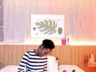 kenyastonee from CamSoda is Freechat