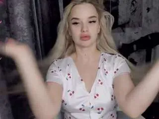 kirapur from CamSoda is Freechat