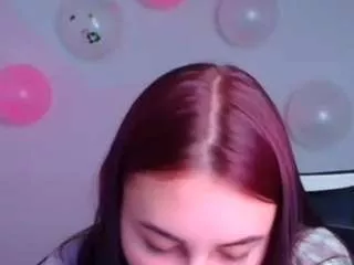 Kissmiami from CamSoda