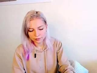 kristihoward from CamSoda is Freechat