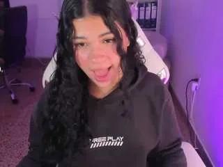 layla-golden from CamSoda is Freechat