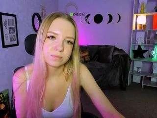 leyla-hottie from CamSoda