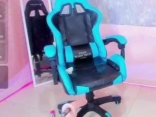 Lili-little from CamSoda