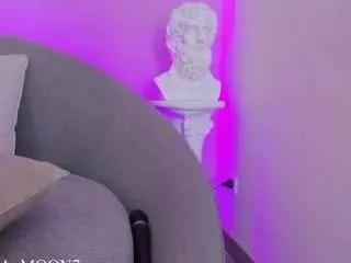 lilikiss from CamSoda