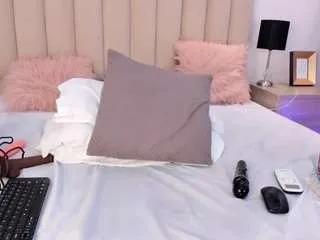 lilithharperr from CamSoda is Freechat