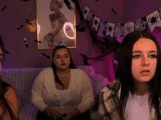 lisa-dark from CamSoda is Freechat