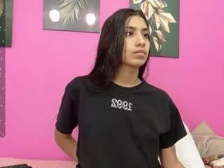 Littlee-emily from CamSoda