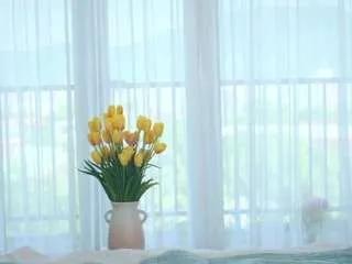 lolaspais from CamSoda is Freechat