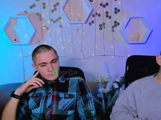 louis-tiger from CamSoda is Freechat