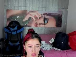 lucia-21 from CamSoda is Freechat