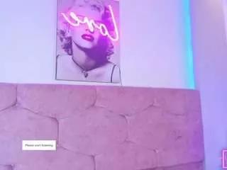 Girls: try live performances with matured performers, from dancing to quirks, in a variety of beautiful sex cams.