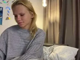 Lxsundollyxl from CamSoda