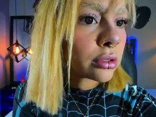 Maddiiebrooks from CamSoda