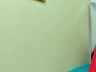 maddystyless from CamSoda