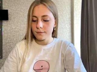 mayrahux from CamSoda is Freechat