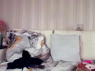 meowroslava from CamSoda is Freechat