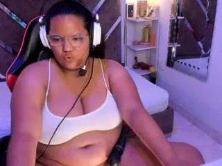 Mhia-rey from CamSoda