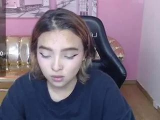 mia-foster-t from CamSoda is Freechat