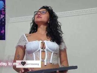 miagonzal from CamSoda is Freechat