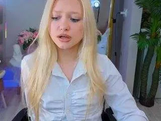 millievanillies from CamSoda is Freechat