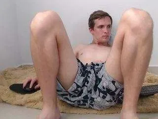 monito-andino from CamSoda is Freechat