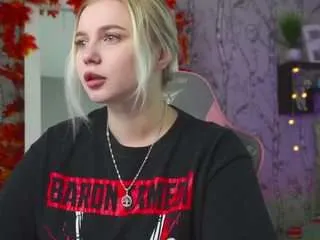 Moon-valkyriie from CamSoda