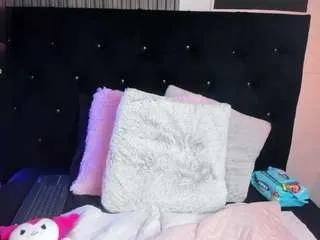 Nannycute from CamSoda