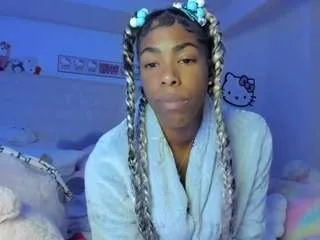 Naomisimone from CamSoda