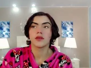 nathalialoes1 from CamSoda is Freechat