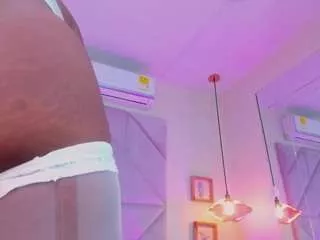 Nickybanks1 from CamSoda