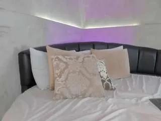 nicolettee1 from CamSoda is Freechat