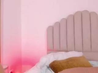 nikki-angel from CamSoda