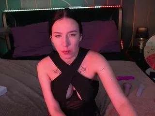 nikkigoldside from CamSoda