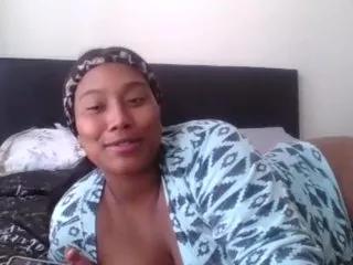 Nikkilovexxx from CamSoda