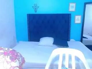 nnocent-sexy-lady from CamSoda is Freechat